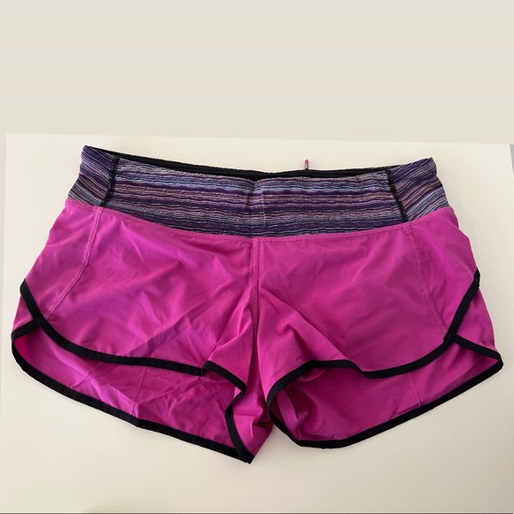 lululemon | Speed Short | size 8 | Pink + black trim + print waistband - Picture 1 of 5